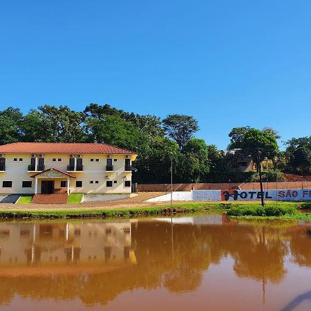 Hotel Sao Francisco Tres Barras Do Parana Pr Kültér fotó