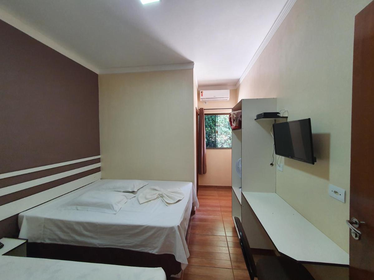 Hotel Sao Francisco Tres Barras Do Parana Pr Kültér fotó